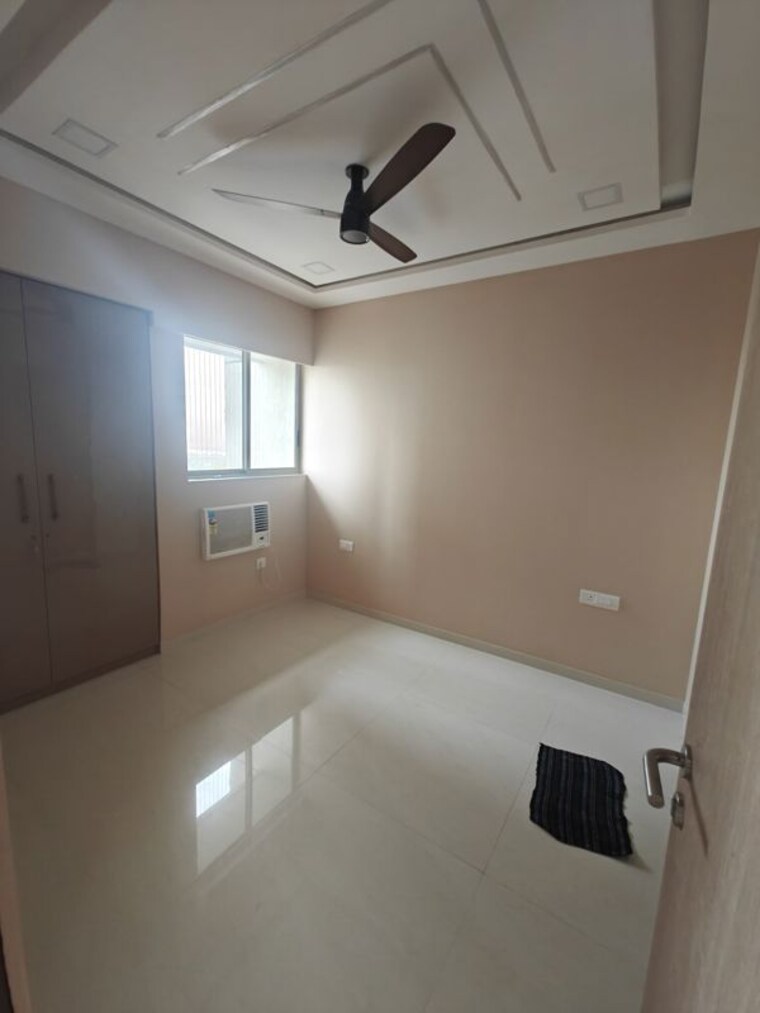 Kitchen, lodha-crown-kolshet 2 Bedroom 720 Sq.Ft. Apartment In Kolshet Road Thane 10594235