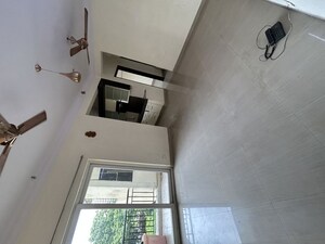 2 BHK Apartment For Rent in Paramount Floraville, Sector 137