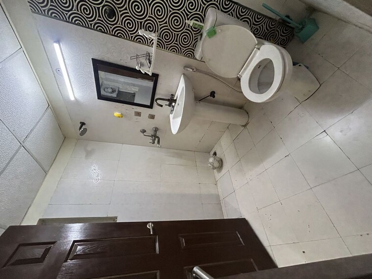 Bathroom, paramount-floraville 2 Bedroom 1045 Sq.Ft. Apartment In Sector 137 Noida 10594264