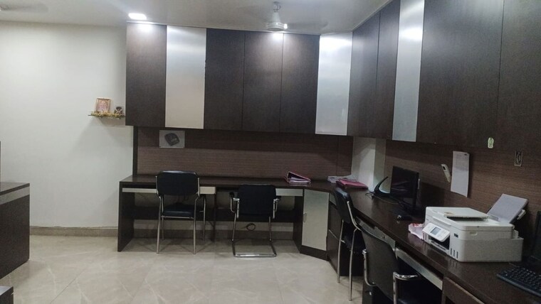 Kitchen, commodity-exchange Commercial Office Space 560 Sq.Ft. In Vashi Sector 19c Navi Mumbai 10594254