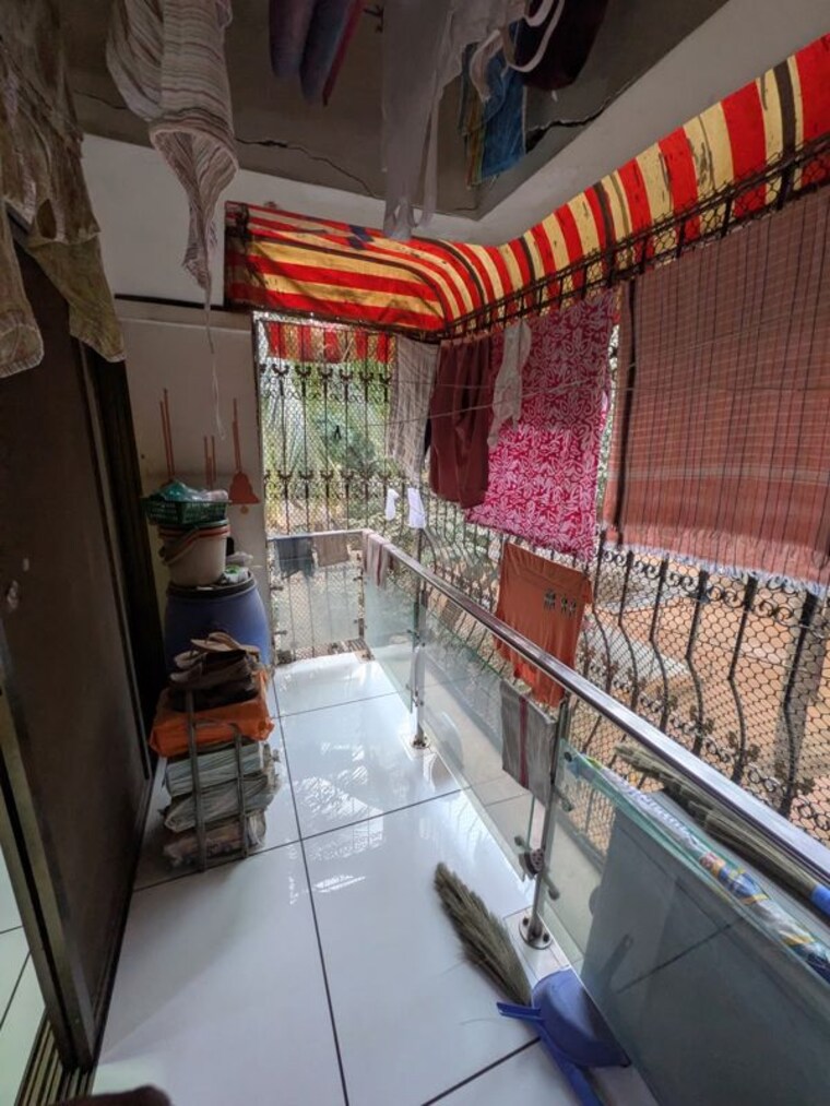 Balcony, tulsidham-complex 1 Bedroom 509 Sq.Ft. Apartment In Kapur Bawdi Thane 10594236