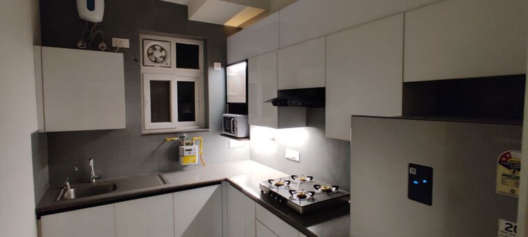 Kitchen, unitech-heritage-city 2 Bedroom 1450 Sq.Ft. Apartment In Sector 25 Gurgaon 10594288