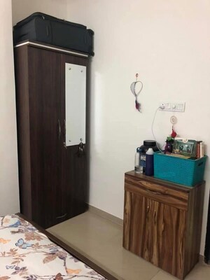 Furnished Amenities in 2 BHK Apartment at Amanora Trendy Homes, Hadapsar – for Rent