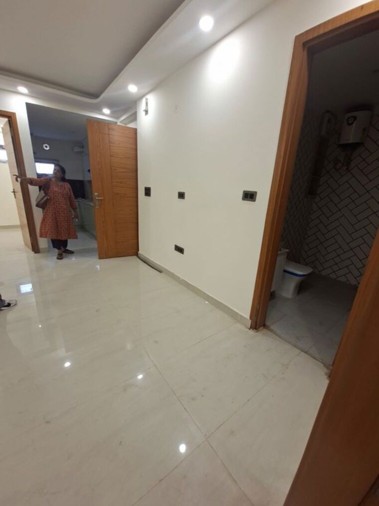Room, chattarpur 3 Bedroom 1300 Sq.Ft. Builder Floor In Chattarpur Delhi 10594297