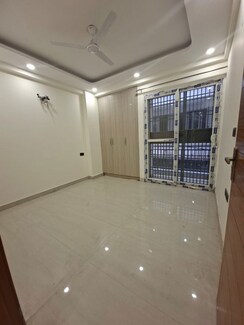 3 BHK Builder Floor For Rent in Chattarpur