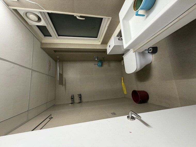 Team Area, tata-serein 2 Bedroom 681 Sq.Ft. Apartment In Pokhran Road No Two Thane 10594330