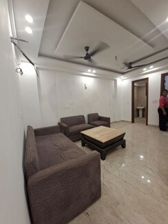 3 BHK Builder Floor For Rent in Chattarpur