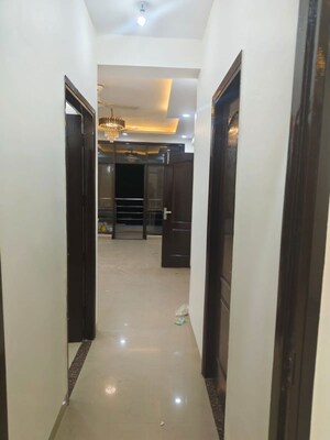 Building Lobby in 2 BHK Builder Floor at Sushant Lok 2, Sector 57 – for Sale