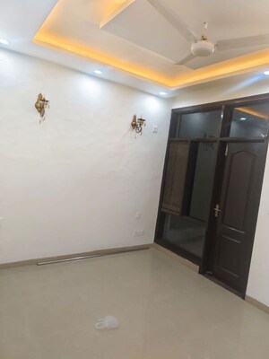 Room in 2 BHK Builder Floor at Sushant Lok 2, Sector 57 – for Sale