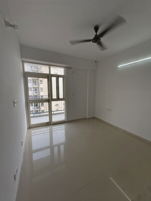 Room in 1 BHK Apartment at Adani Aangan, Sector 89a – for Rent
