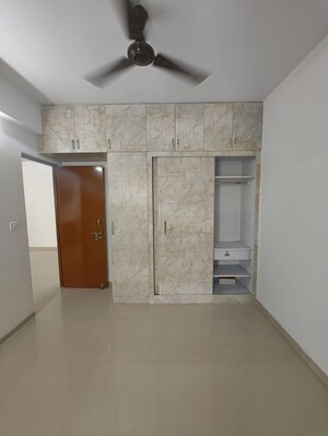 Room in 1 BHK Apartment at Adani Aangan, Sector 89a – for Rent