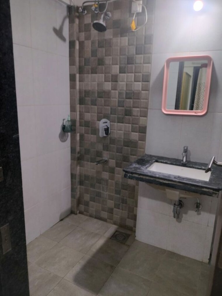 Bathroom, gera-adara 1 Bedroom 650 Sq.Ft. Apartment In Hinjewadi Pune 10594368