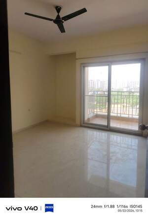 Room in 2 BHK Apartment at GDA Koyal Enclave, Gagan Vihar – for Rent