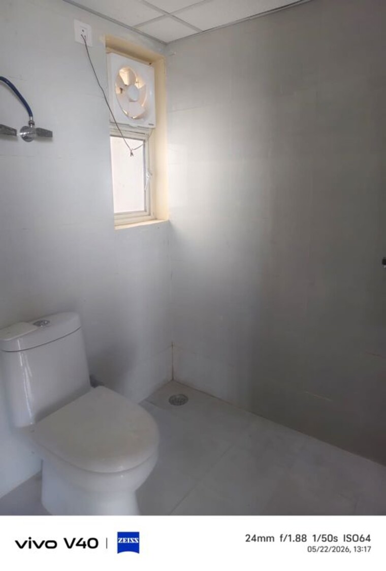 Bathroom, gda-koyal-enclave 2 Bedroom 977 Sq.Ft. Apartment In Gagan Vihar Ghaziabad 10537494