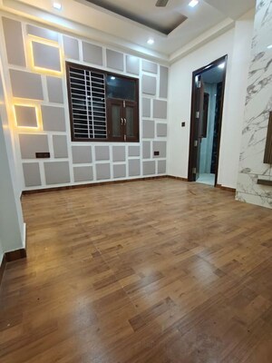 Room in 2 BHK Builder Floor at Onyx Plaza, Vasundhara Sector 3 – for Sale
