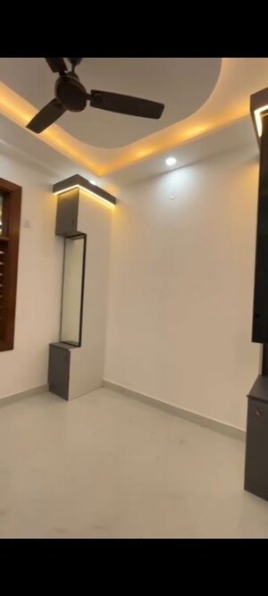 2 BHK Builder Floor For Sale in Mahavir Enclave