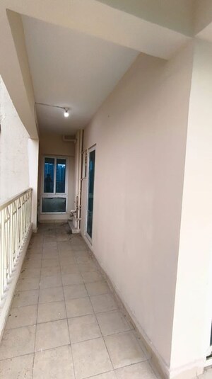 Building Lobby in 2 BHK Apartment at Gaur City 7th Avenue, Sector 4 Greater Noida – for Rent