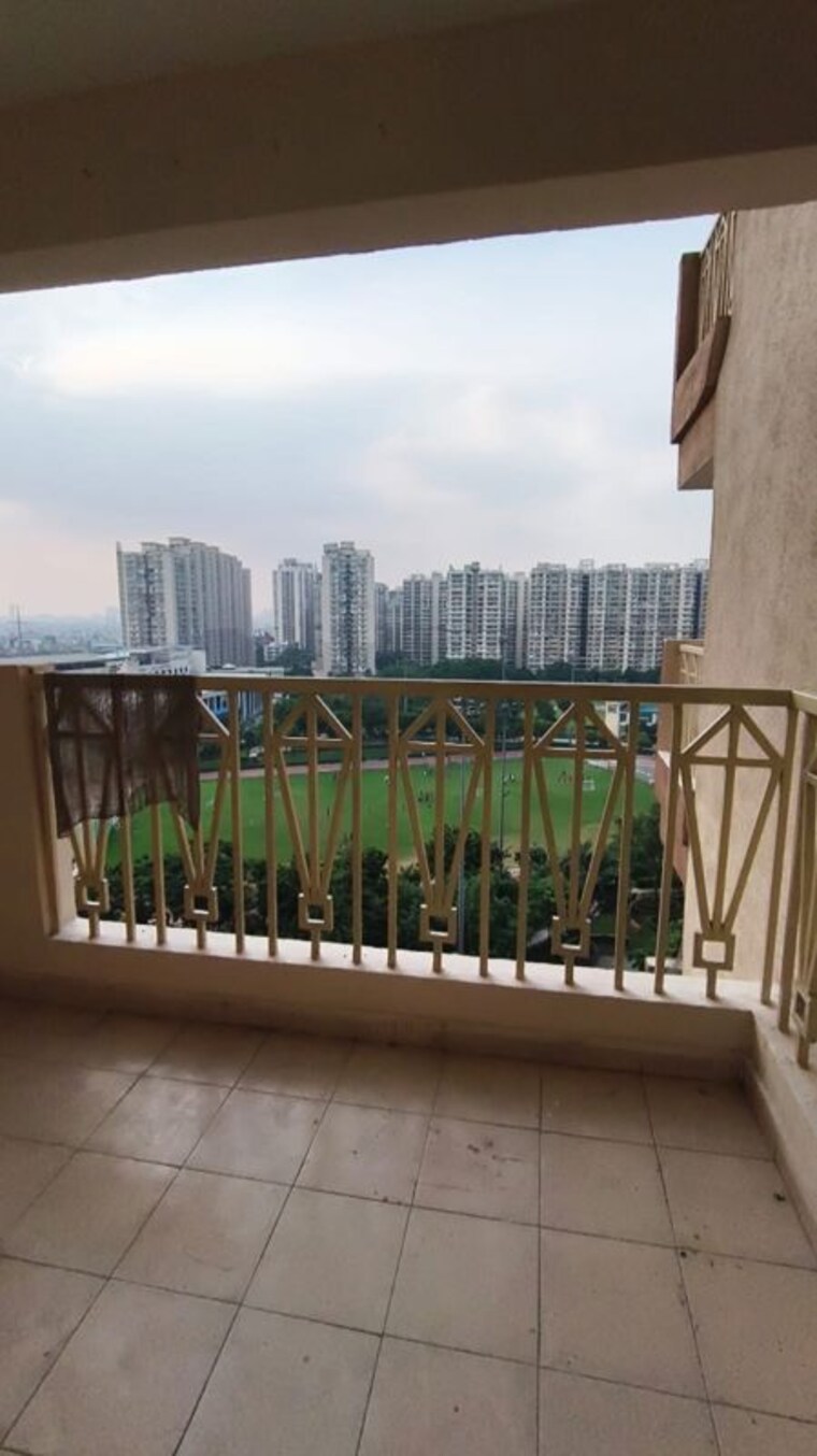 Balcony, gaur-city-7th-avenue 2 Bedroom 1165 Sq.Ft. Apartment In Sector 4 Greater Noida Greater Noida 10594427