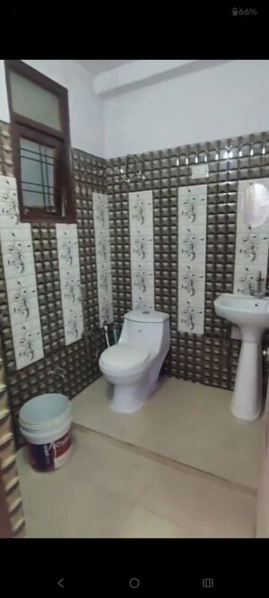 Bathroom in 1 BHK Builder Floor at Vasundhara Sector 1 – for Sale