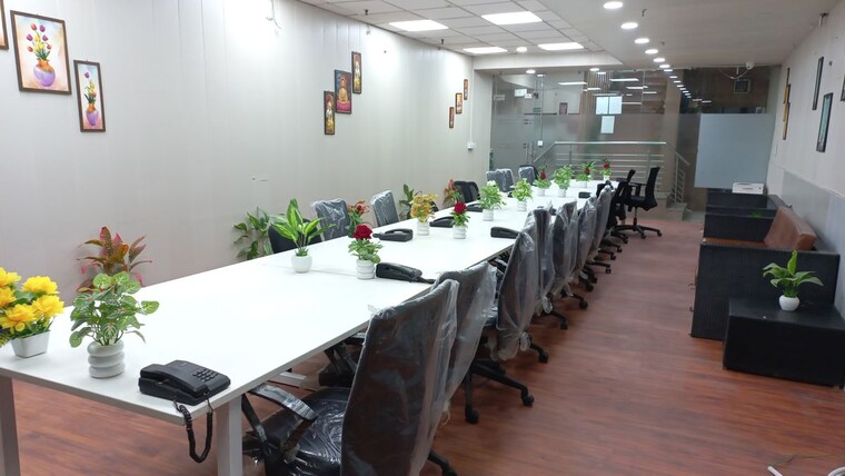 Team Area, sector 63 Commercial Office Space 1200 Sq.Ft. In Sector 63 Noida 10594398