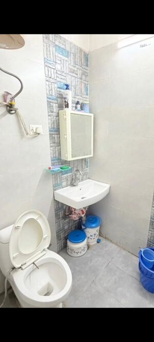 Bathroom in 3 BHK Builder Floor at Vasundhara Sector 5 – for Sale