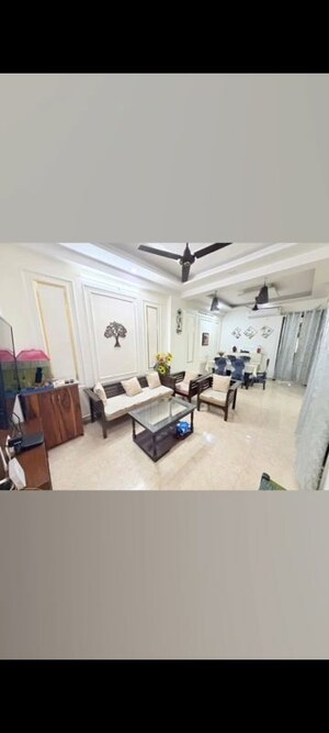 3 BHK Builder Floor For Sale in Vasundhara Sector 5