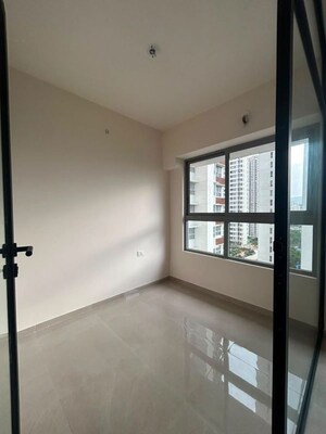 Room in 1 BHK Apartment at Lodha Crown Kolshet, Kolshet Road – for Rent