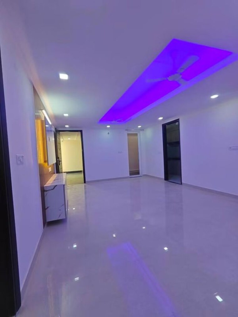 Room, chattarpur 3 Bedroom 1500 Sq.Ft. Apartment In Chattarpur Delhi 10594490