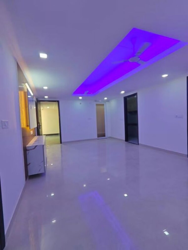 Room, chattarpur 3 Bedroom 1500 Sq.Ft. Apartment In Chattarpur Delhi 10594490