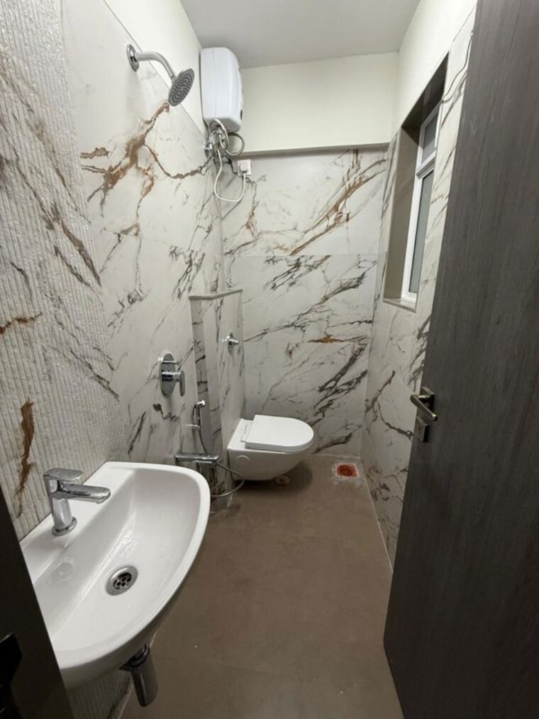 Bathroom, lodha-palava-crown 2 Bedroom 685 Sq.Ft. Apartment In Dombivli East Thane 10594494