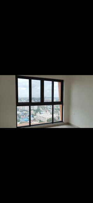 Room in 2 BHK Apartment at Purva Atmosphere, Thanisandra Main Road – for Rent