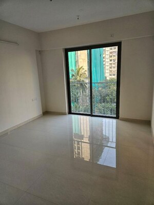 Room in 3 BHK Apartment at Rustomjee Summit, Borivali East – for Sale