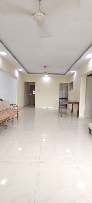 2 BHK Apartment For Rent in Asmita Jyoti CHS, Malad West