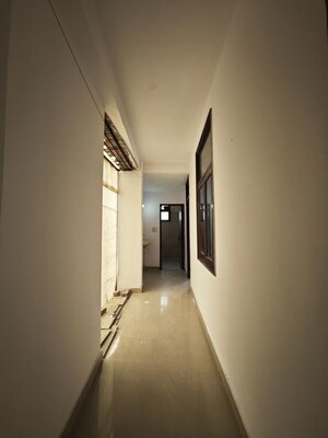 Furnished Amenities in 1 BHK Apartment at Saket – for Rent