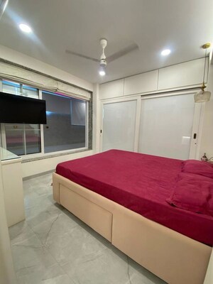 Bedroom in 4 BHK Villa at Khar West – for Sale