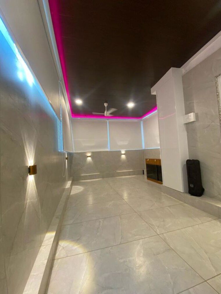 Bathroom, khar west 4 Bedroom 3900 Sq.Ft. Villa In Khar West Mumbai 10594554