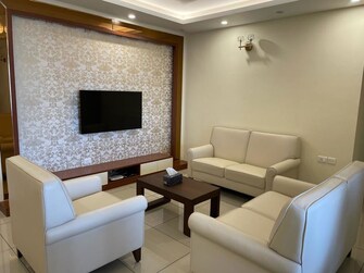 2 BHK Apartment For Rent in Prestige Royale Gardens in Doddaballapur Road, Bangalore