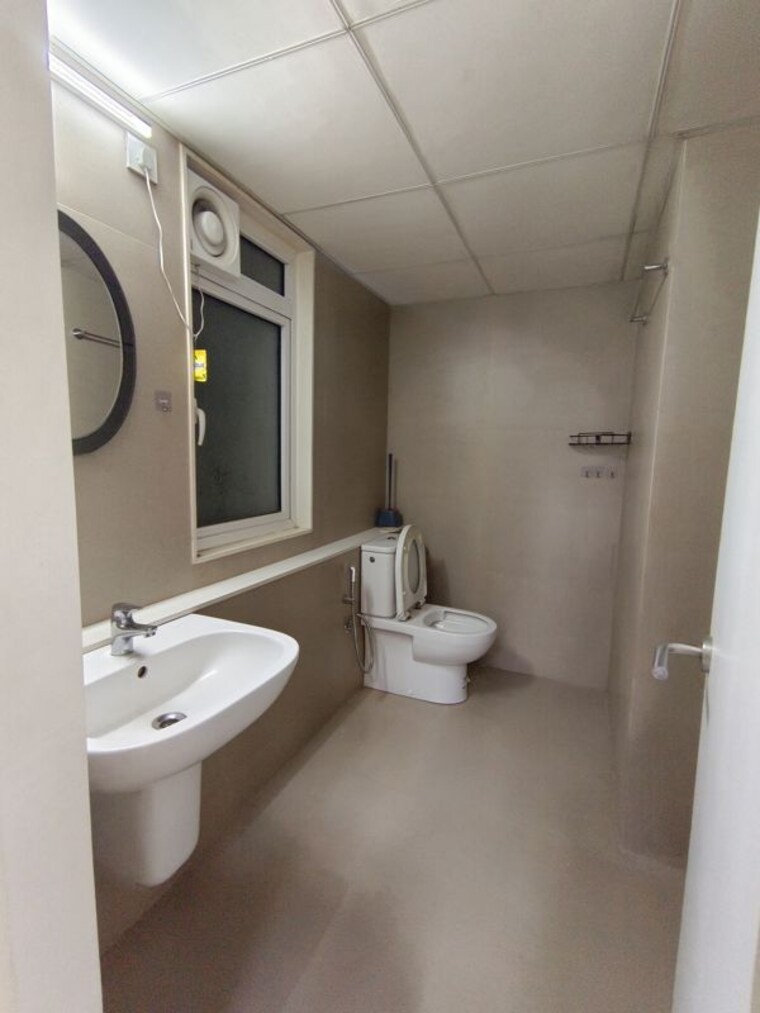 Bathroom, tata-serein 2 Bedroom 680 Sq.Ft. Apartment In Pokhran Road No Two Thane 10594523