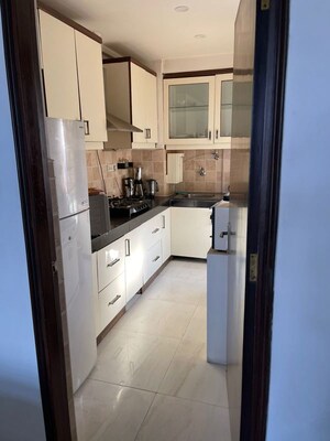Kitchen in 3.5 BHK Apartment at Unitech The Close South, Sector 50 – for Rent
