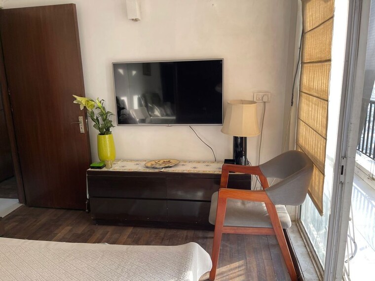 Living Room, unitech-the-close-south 3.5 Bedroom 2153 Sq.Ft. Apartment In Sector 50 Gurgaon 10594572