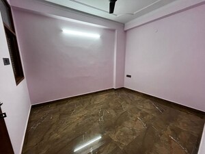 Room in 1 BHK Builder Floor at Neb Sarai – for Rent
