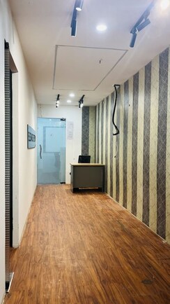 Office Space For Rent in Sector 63