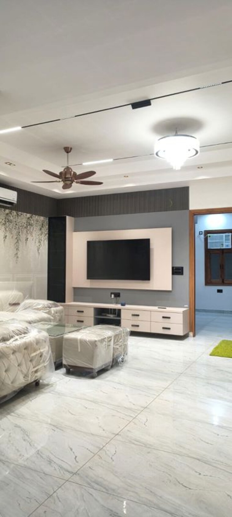 Living Room, shouryapuram 3 Bedroom 1600 Sq.Ft. Builder Floor In Lal Kuan Ghaziabad 10594582