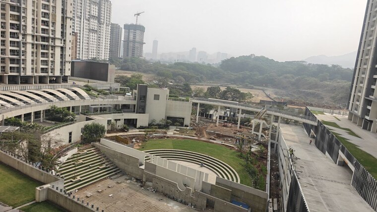 Exterior View, godrej-emerald 2 Bedroom 727 Sq.Ft. Apartment In Ghodbunder Road Thane 10594598