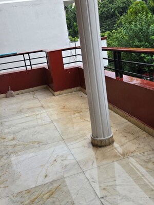 Balcony in 3 BHK Builder Floor at RWA Residential Society, Sector 40 – for Rent