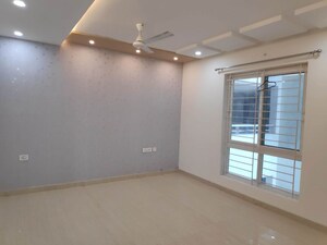Room in 3 BHK Apartment at Vamsiram Jyothi Lotus, Banjara Hills – for Rent