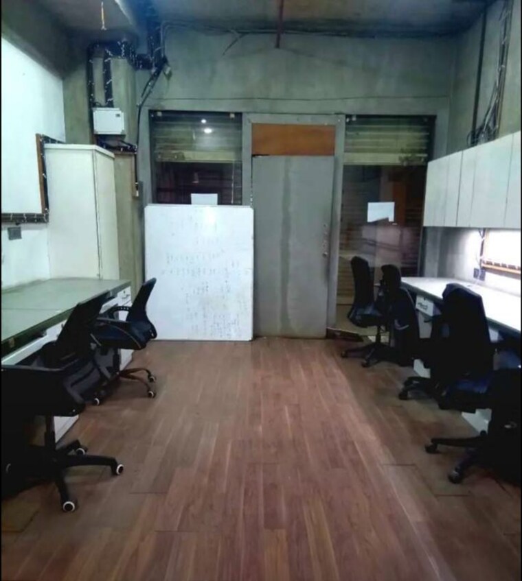 Team Area, vip colony Commercial Office Space 500 Sq.Ft. In Vip Colony Raipur 10594645