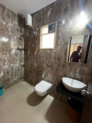 Bathroom in 1 BHK Apartment at Amanora Desire Tower, Magarpatta Road – for Rent