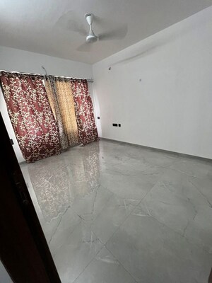 Bedroom in 1 BHK Apartment at Amanora Desire Tower, Magarpatta Road – for Rent
