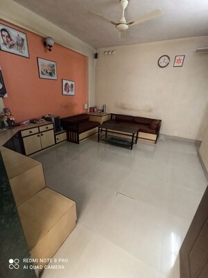 Living Room in 2 BHK Apartment at Karve Nagar – for Rent
